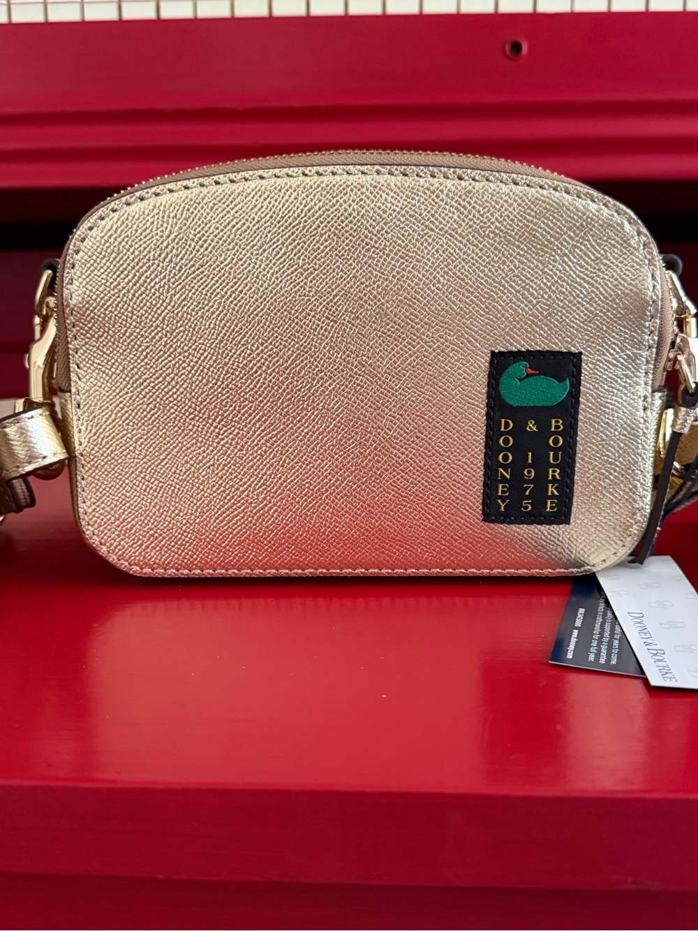 NWT Dooney & Bourke Alpine Ambler 20 Gold Leather Crossbody + Dust Bag ⭐️ RARE